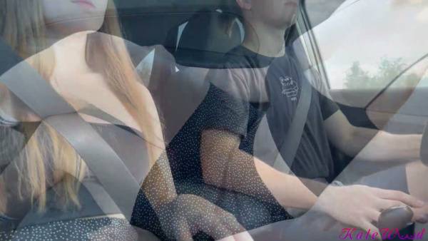 Young woman gets a ride and takes things further with the driver in his car - Russia on adultfans.net