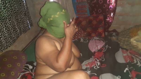 Curvy dark-skinned stepmom in floral lingerie teases her stepson from bed on adultfans.net