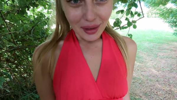Blonde takes a cumshot to the face after giving oral under the trees on adultfans.net