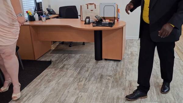 Curvy woman performs an explicit JOI demonstration for a client in the office - Usa on adultfans.net