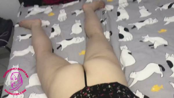 Mature Turkish woman in floral lingerie bends for her Arab lover - Turkey on adultfans.net