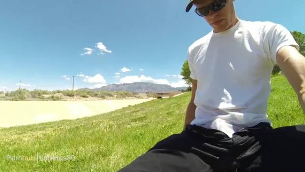 Man wets his jeans in public at Walmart and on a grassy hill on adultfans.net