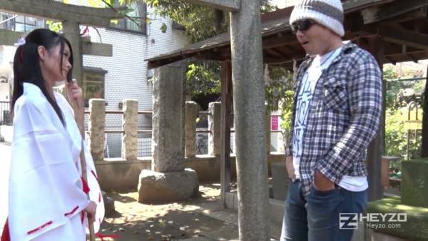Shrine maiden Ako Nishino performs deep oral and takes a creampie from her lover - Japan on adultfans.net