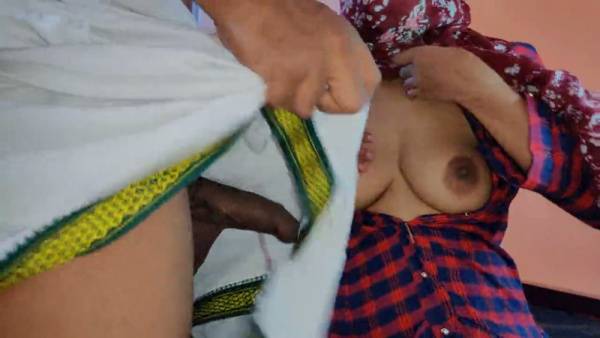 Married wife in floral scarf cheats with rough backdoor love on the bed - Japan - Indonesia on adultfans.net