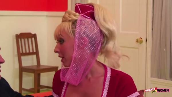Voluptuous harem beauty submits to her master in a lavish Arabian fantasy on adultfans.net