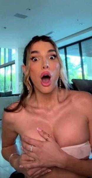 Striptease naked girls